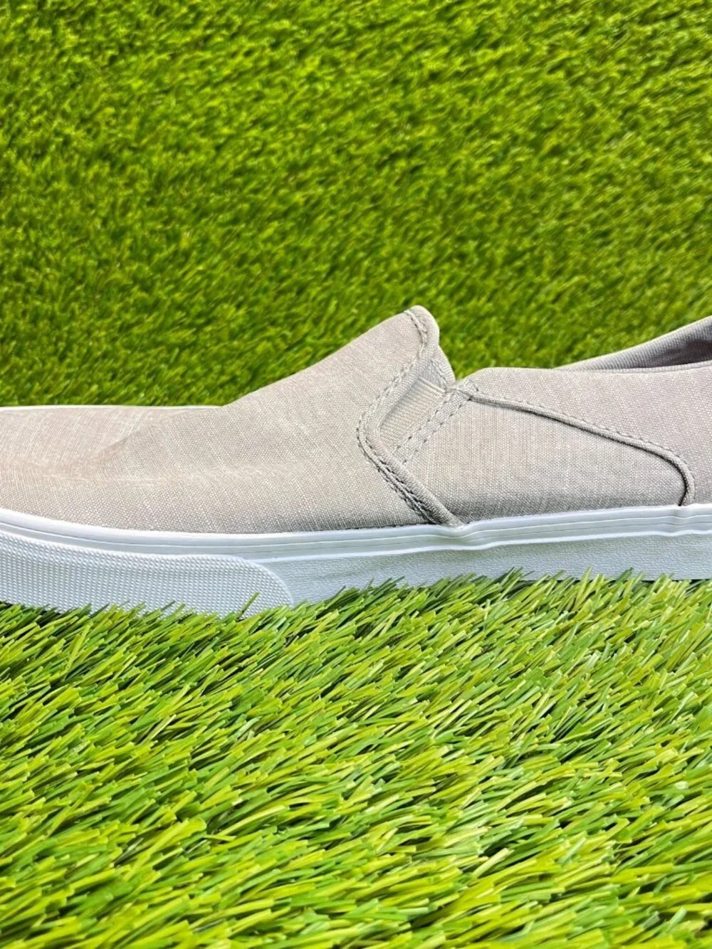 Vans Asher Chambray Slip-On Womens Size 11 Gray Athletic Skate Shoes Sneakers